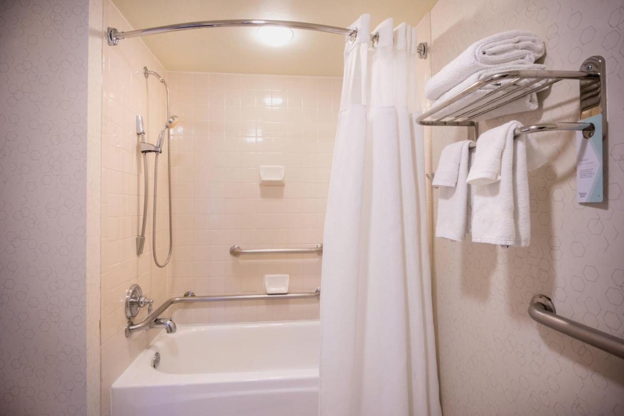 Fairfield Inn Las Vegas Convention Center Екстериор снимка