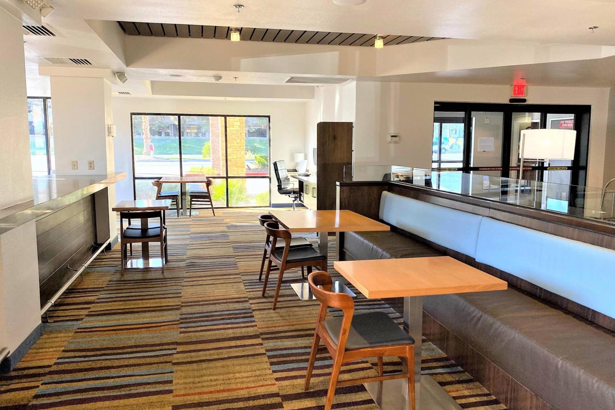 Fairfield Inn Las Vegas Convention Center Екстериор снимка